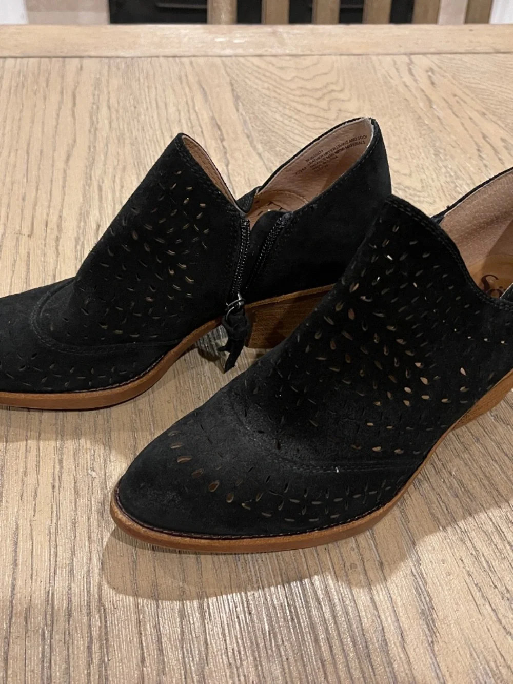 sofft ankle boots genuine suede black women s 7.5